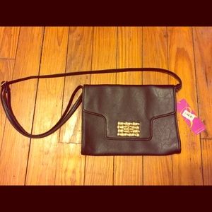 Black crossbody purse